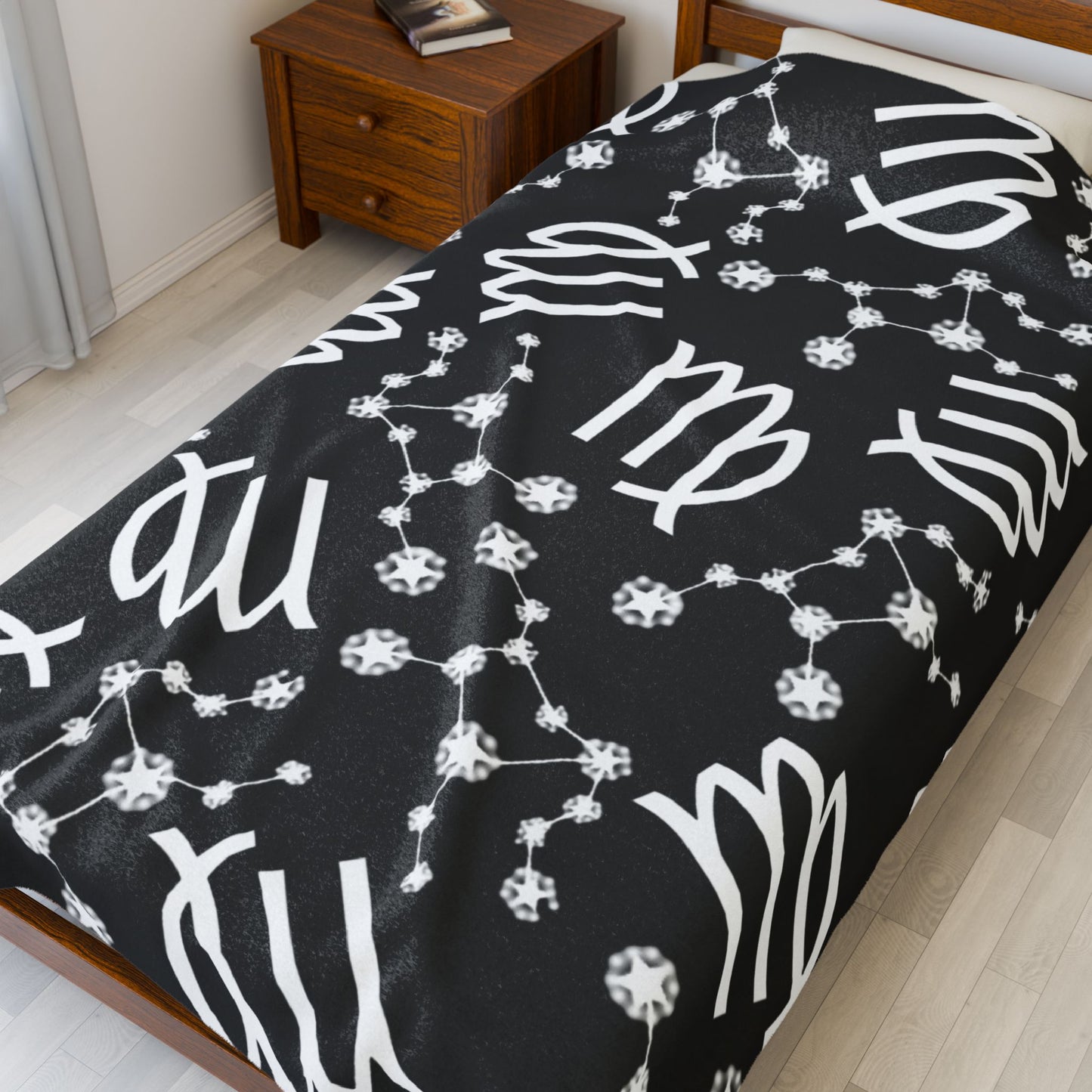 Velveteen Plush Blanket, Virgo Zodiac Sign, Constellation & Symbol, Black, 100% polyester