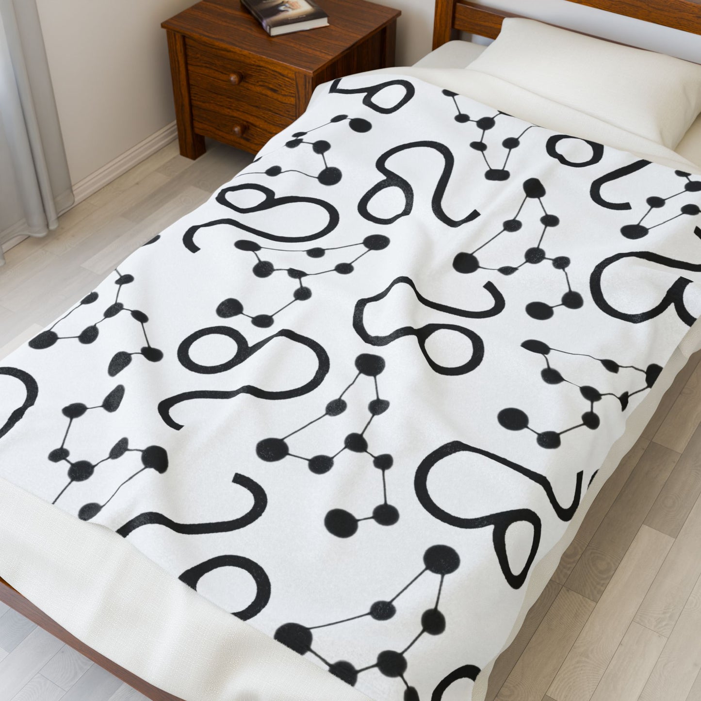 Velveteen Plush Blanket, Leo Zodiac Sign, Constellation & Symbol, White, 100% polyester