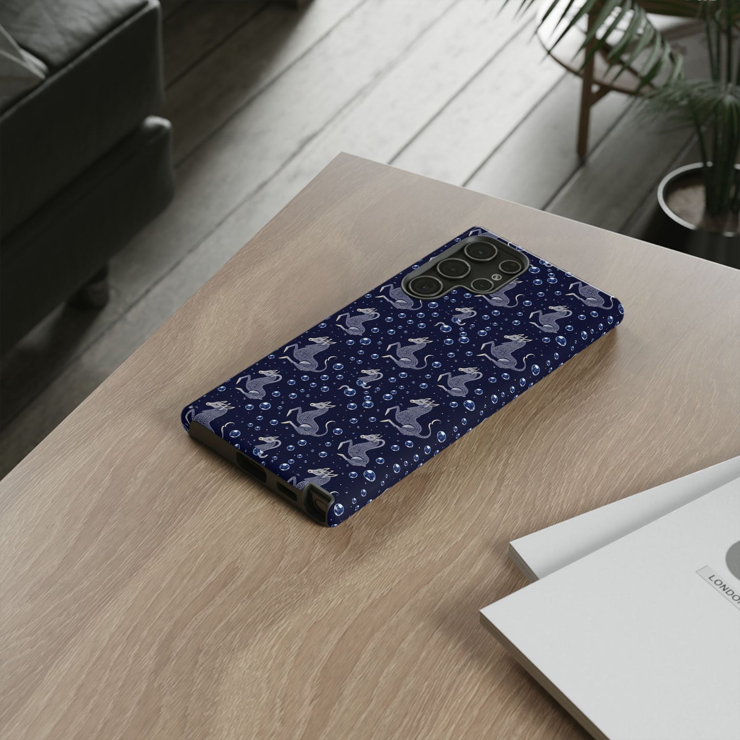 Tough Cases, Capricorn, Zodiac v2, Bubble Pattern