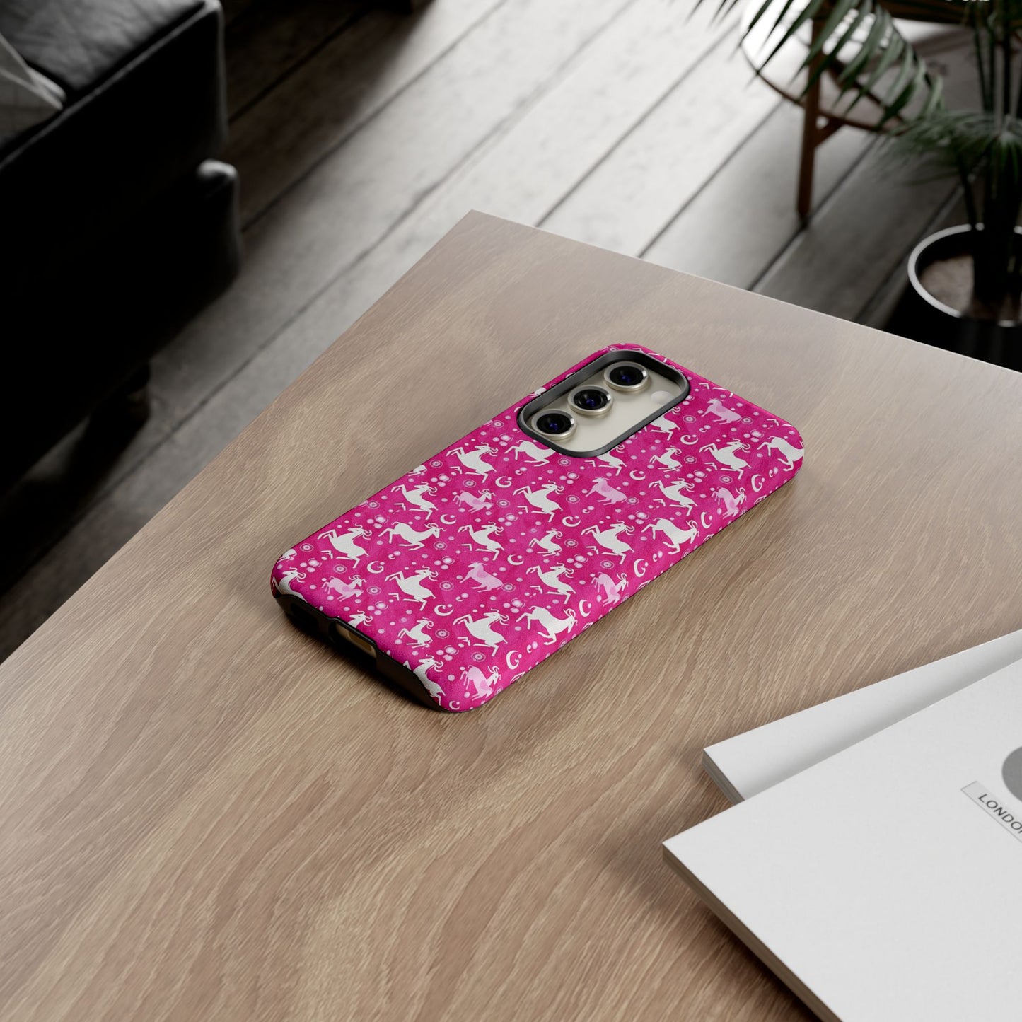 Tough Cases, Capricorn, Zodiac v1, Bubble Pattern