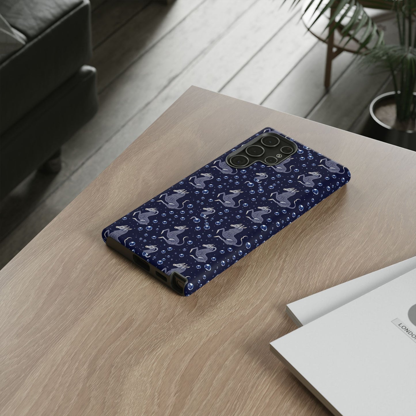 Tough Cases, Capricorn, Zodiac v2, Bubble Pattern