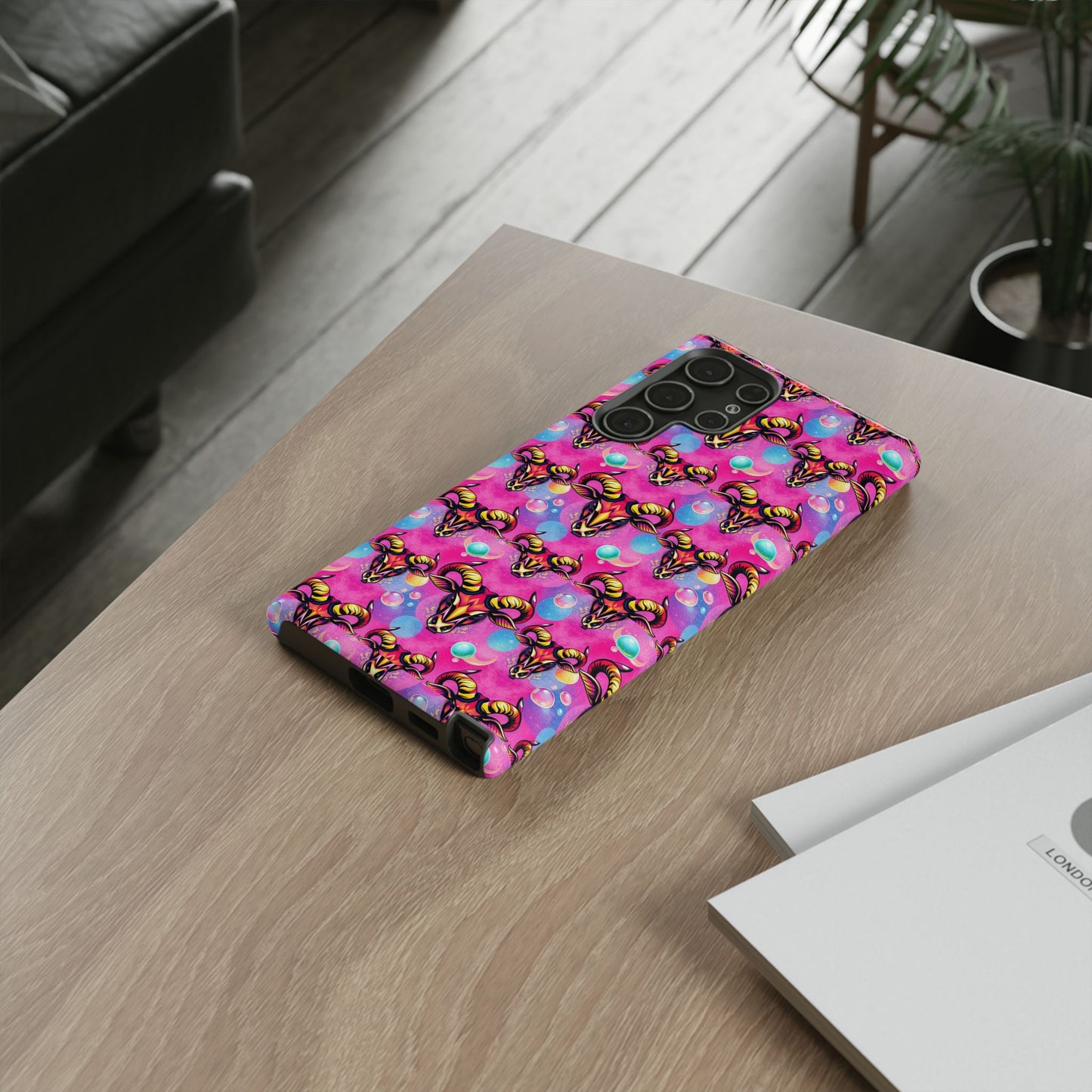 Tough Cases, Taurus, Zodiac, Bubble Pattern