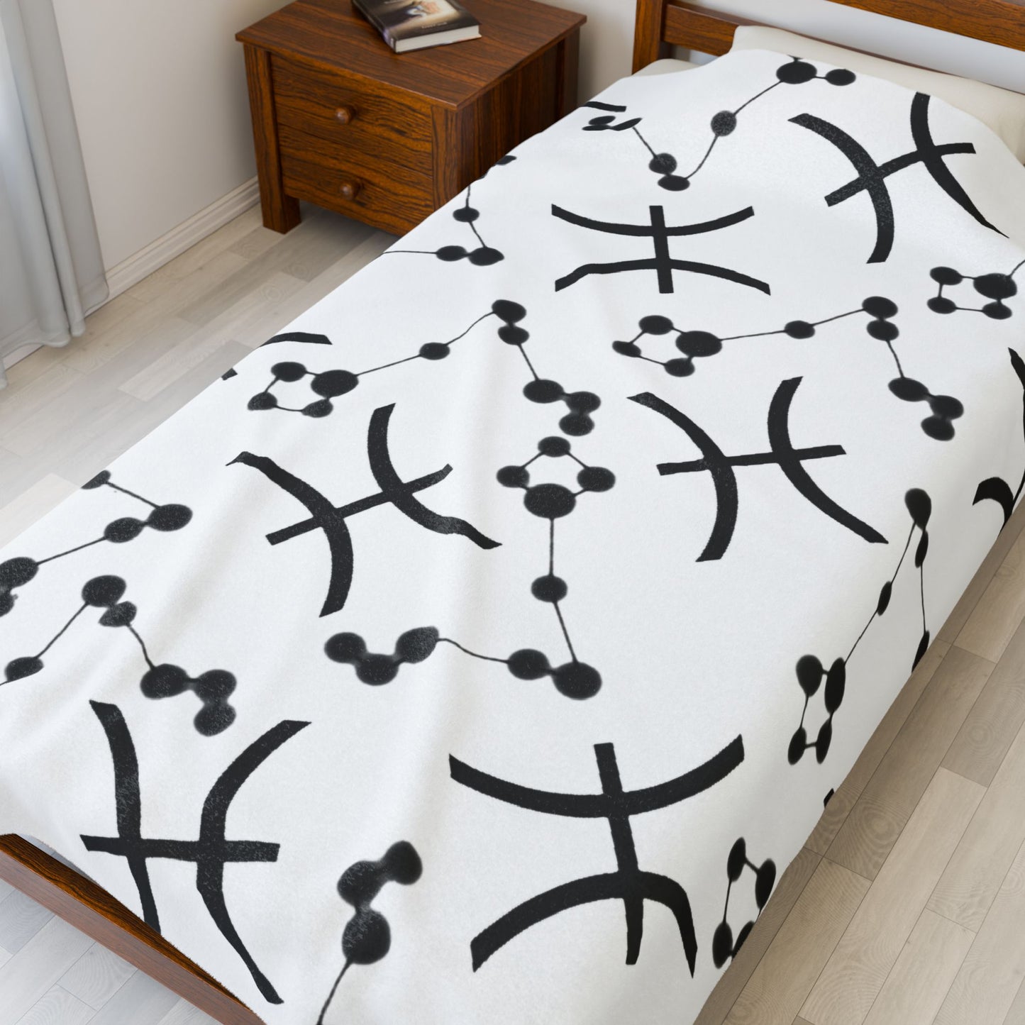 Velveteen Plush Blanket, Pisces Zodiac Sign, Constellation & Symbol, White, 100% polyester